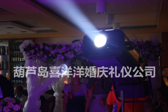 东兴楼宾馆二楼婚礼现场